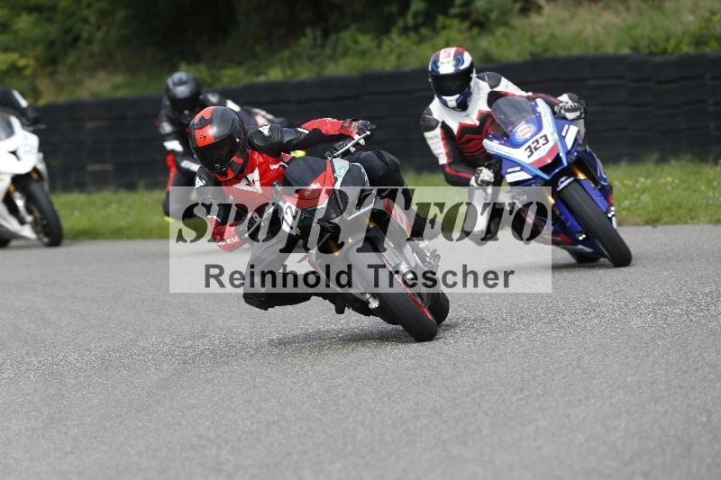 /53 16.09.2025 Track Day Domi Aegerter ADR/Gruppe gruen/72